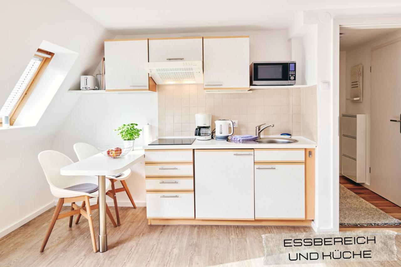 Ferienwohnung Mit Balkon In Zentraler Und Ruhiger Lage Busum Ngoại thất bức ảnh