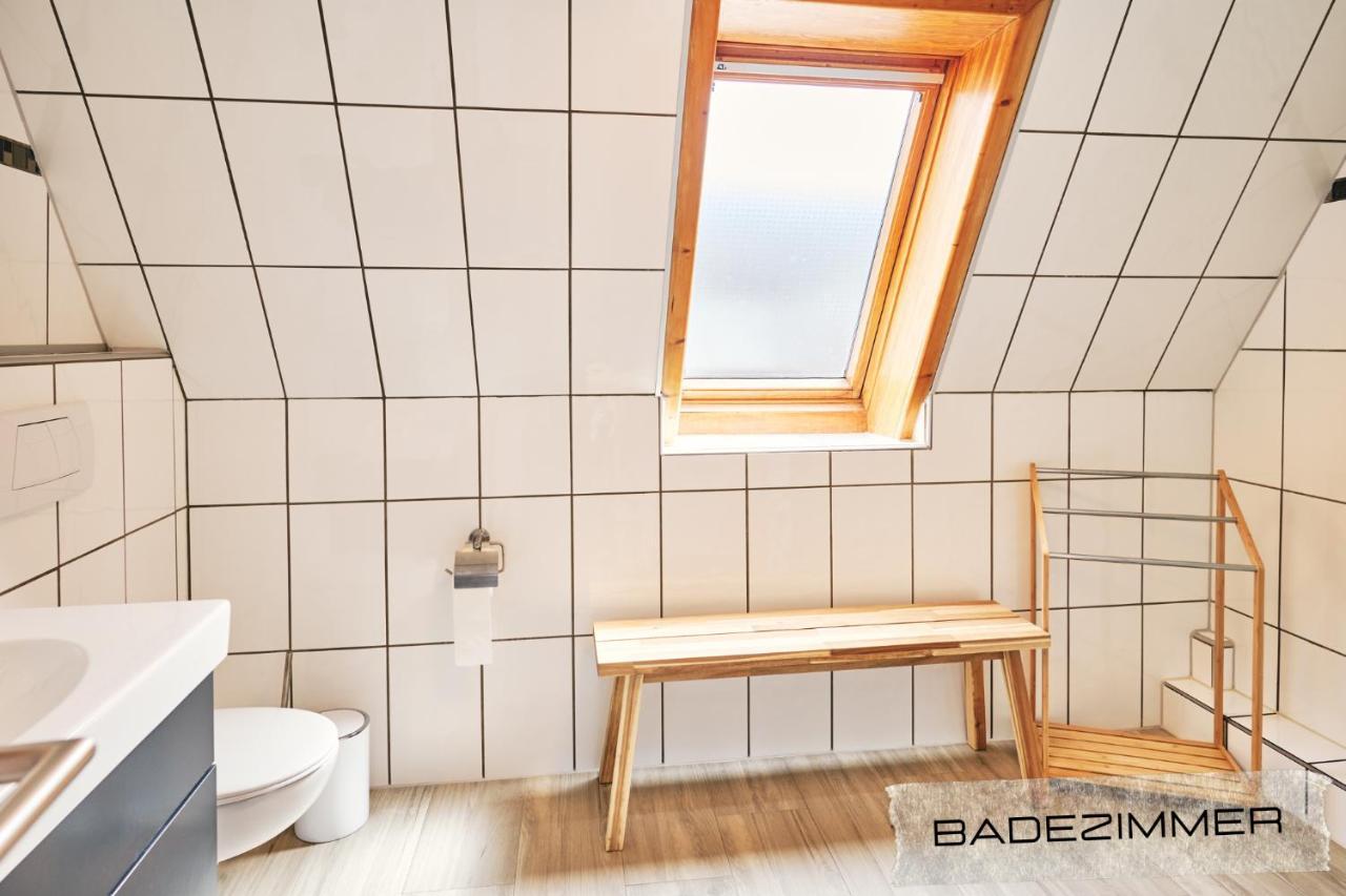 Ferienwohnung Mit Balkon In Zentraler Und Ruhiger Lage Busum Ngoại thất bức ảnh