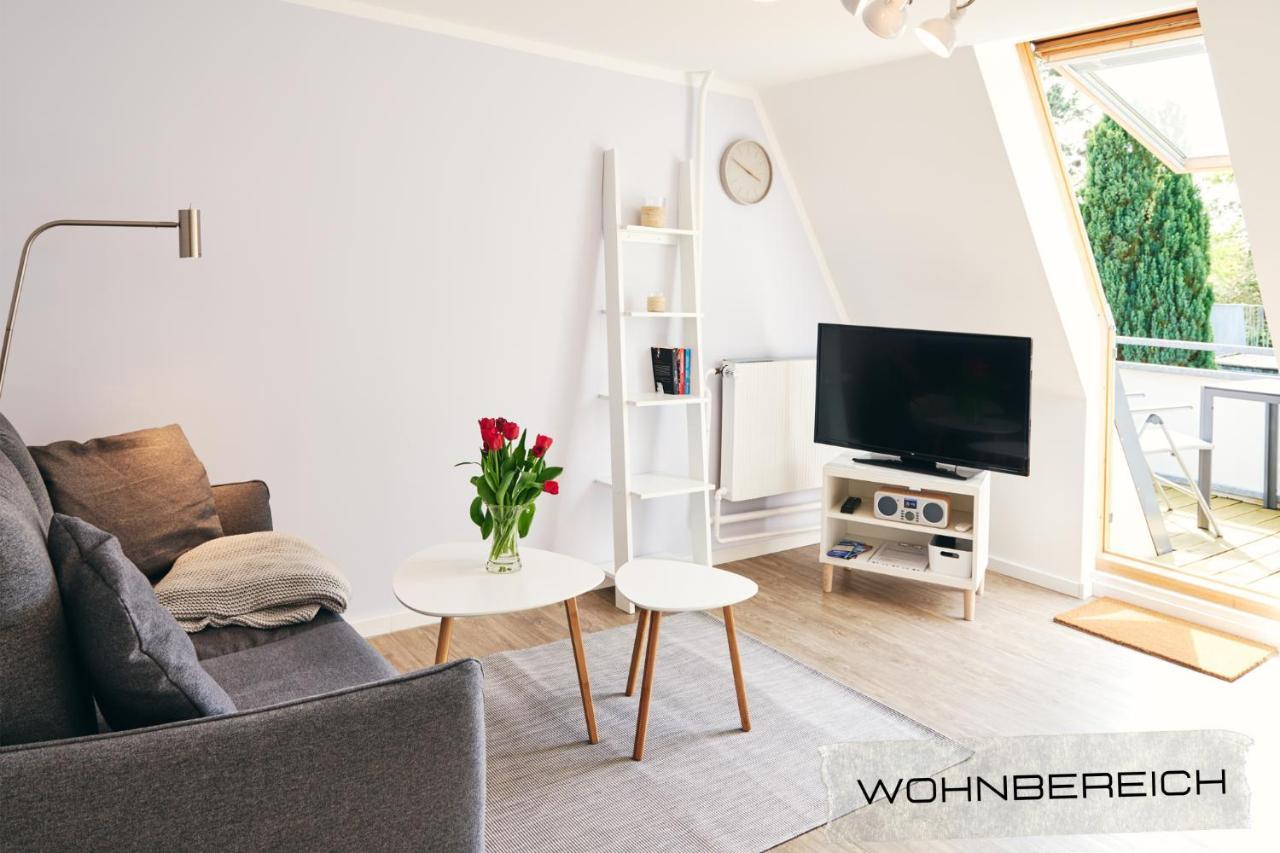 Ferienwohnung Mit Balkon In Zentraler Und Ruhiger Lage Busum Ngoại thất bức ảnh